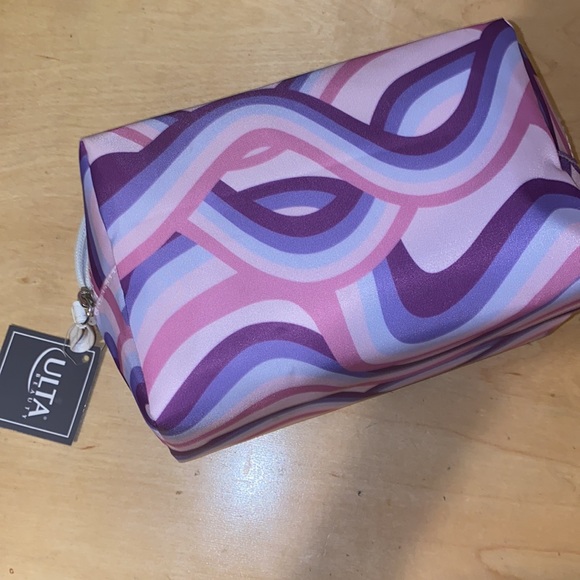 Ulta Cosmetics Bag - Picture 4 of 4